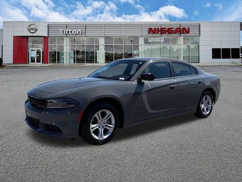 Used 2023 Dodge Charger SXT RWD image 1