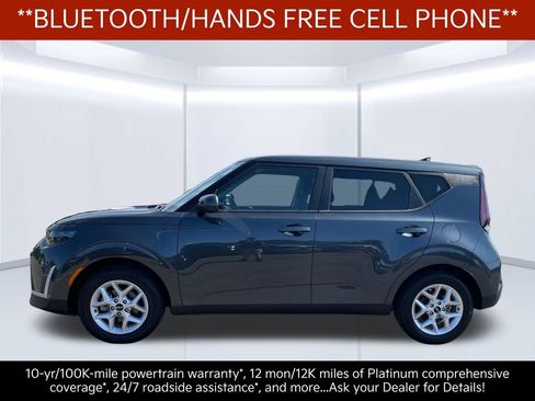 Certified 2025 Kia Soul LX w/ LX Technology Package FWD image 2