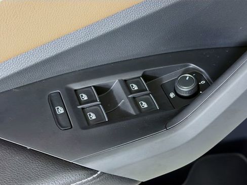 New 2026 Volkswagen Jetta SEL FWD image 20