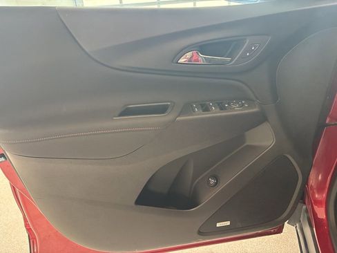 Used 2022 Chevrolet Equinox RS FWD image 6