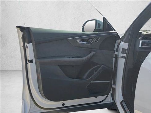 New 2026 Audi Q8 Prestige image 14