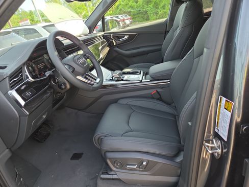 New 2026 Audi Q7 3.0T Prestige image 4