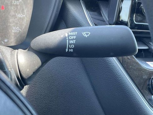Used 2024 Toyota Corolla LE FWD image 30