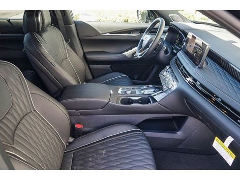 New 2026 INFINITI QX60 Autograph w/ Dark Cargo Package image 16