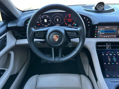 Used 2023 Porsche Taycan image 14