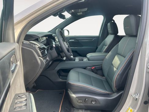 New 2026 GMC Acadia AT4 image 15