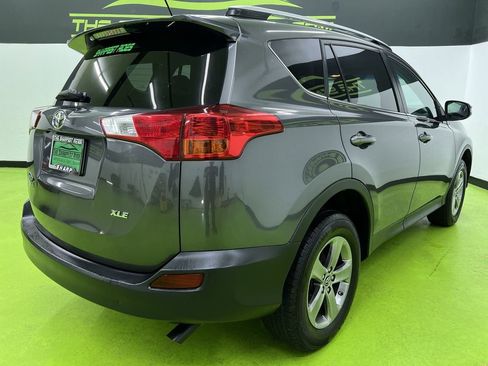 Used 2015 Toyota RAV4 XLE FWD image 10