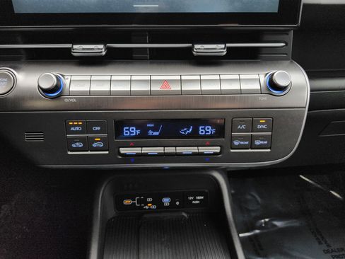 New 2026 Hyundai Kona SEL Sport AWD/4WD image 8