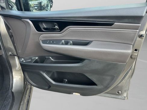 Used 2023 Honda Odyssey Elite image 14
