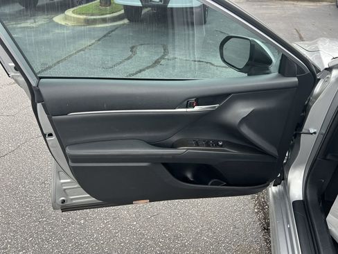 Used 2022 Toyota Camry XSE w/ Carpet Mat Package (TMS) FWD image 14