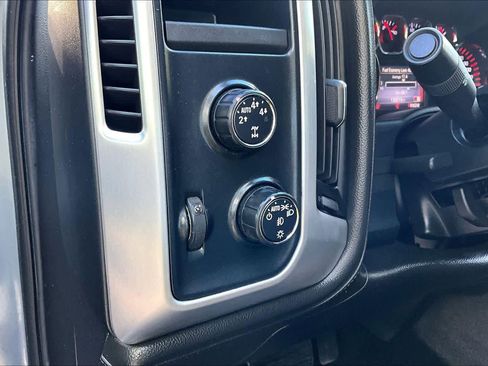 Used 2016 GMC Sierra 1500 SLE w/ SLE Preferred Package AWD/4WD image 32