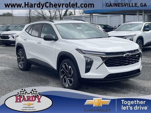 New 2026 Chevrolet Trax RS w/ Sunroof Package image 1