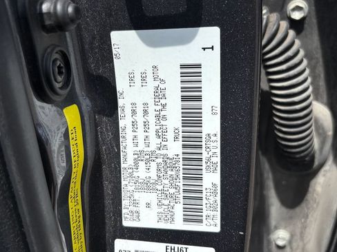 Used 2017 Toyota Tundra SR5 AWD/4WD image 16