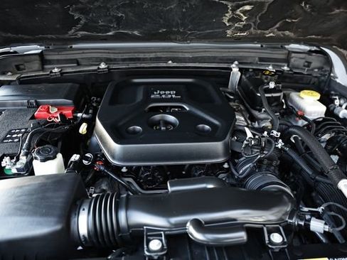 Used 2020 Jeep Wrangler Unlimited Rubicon w/ Quick Order Package 28Y Recon image 31