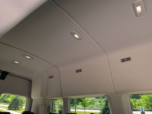 Used 2023 Ford Transit 350 XL RWD image 31