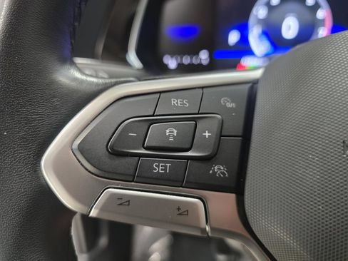 Used 2023 Volkswagen Jetta SE FWD image 38