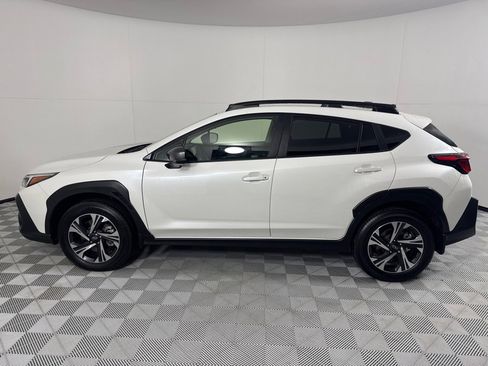 Used 2024 Subaru Crosstrek 2.0i Premium image 9