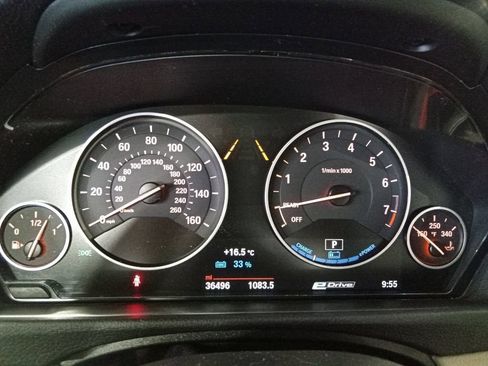 Used 2017 BMW 330e RWD image 11