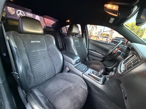 Used 2021 Dodge Charger R/T w/ Daytona Edition Group RWD image 43