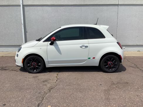 Used 2016 FIAT 500 Pop w/ Italia Package FWD image 13