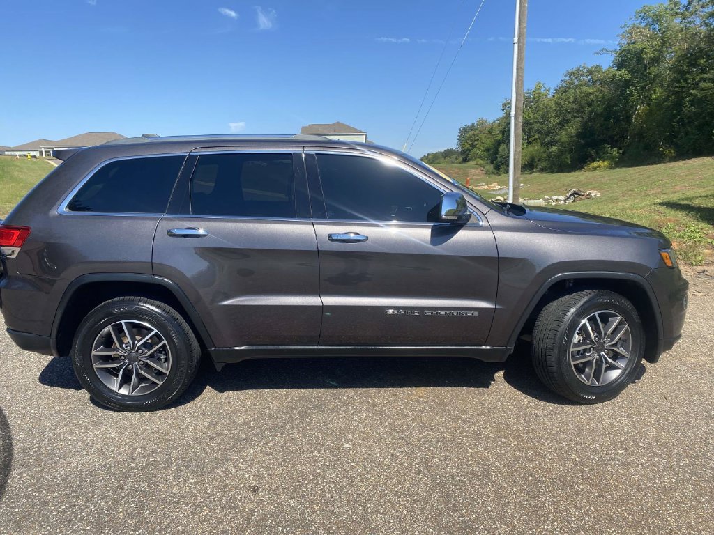 Certified 2020 Jeep Grand Cherokee Limited w/ Luxury Group II RWD image 10