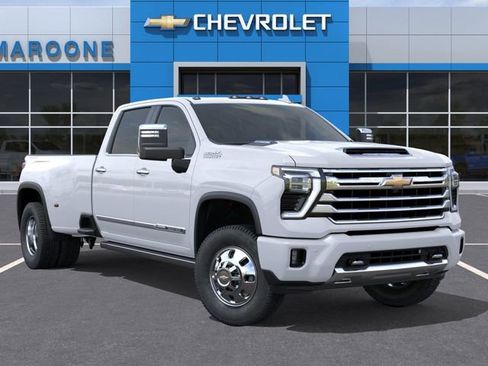 New 2026 Chevrolet Silverado 3500 High Country w/ High Country Premium Package AWD/4WD image 7