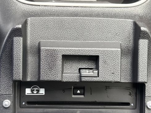 Used 2021 Subaru Outback Touring XT image 34