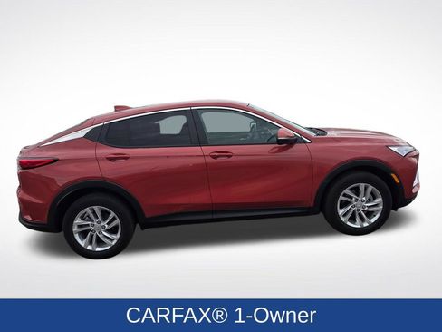 Used 2024 Buick Envista Preferred w/ Convenience I Package FWD image 2