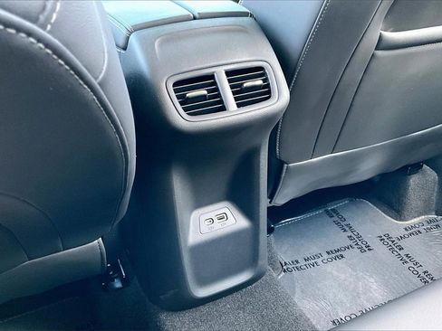 Used 2023 Buick Envision Essence image 33