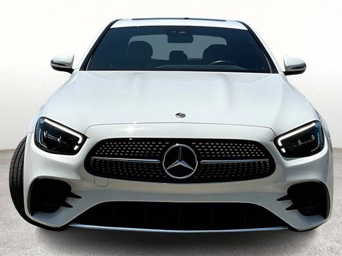 Used 2022 Mercedes-Benz E 350 Sedan image 5