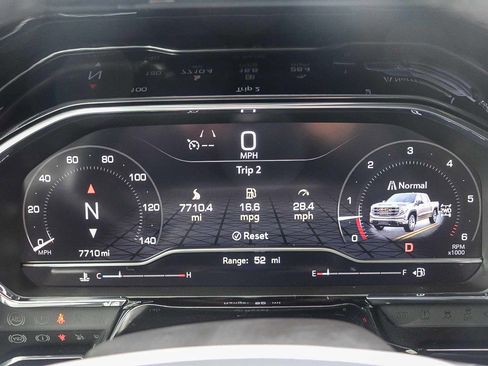 Used 2025 GMC Sierra 1500 Elevation w/ Preferred Package image 22