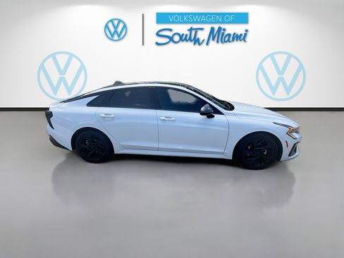 Used 2025 Kia K5 GT-Line w/ GT-Line Premium Package FWD image 8