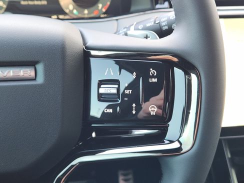 New 2026 Land Rover Range Rover Evoque Dynamic SE image 30