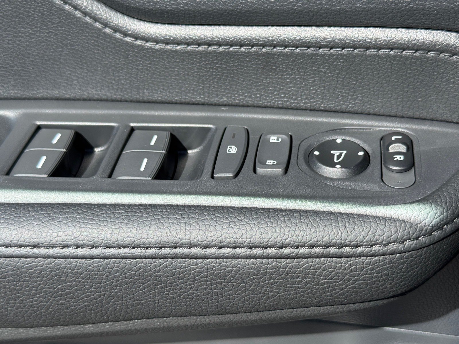 New 2027 Honda Odyssey EX-L image 14