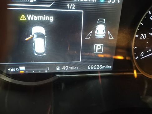 Used 2020 Nissan Kicks SV image 17