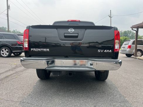 Used 2016 Nissan Frontier SV AWD/4WD image 7