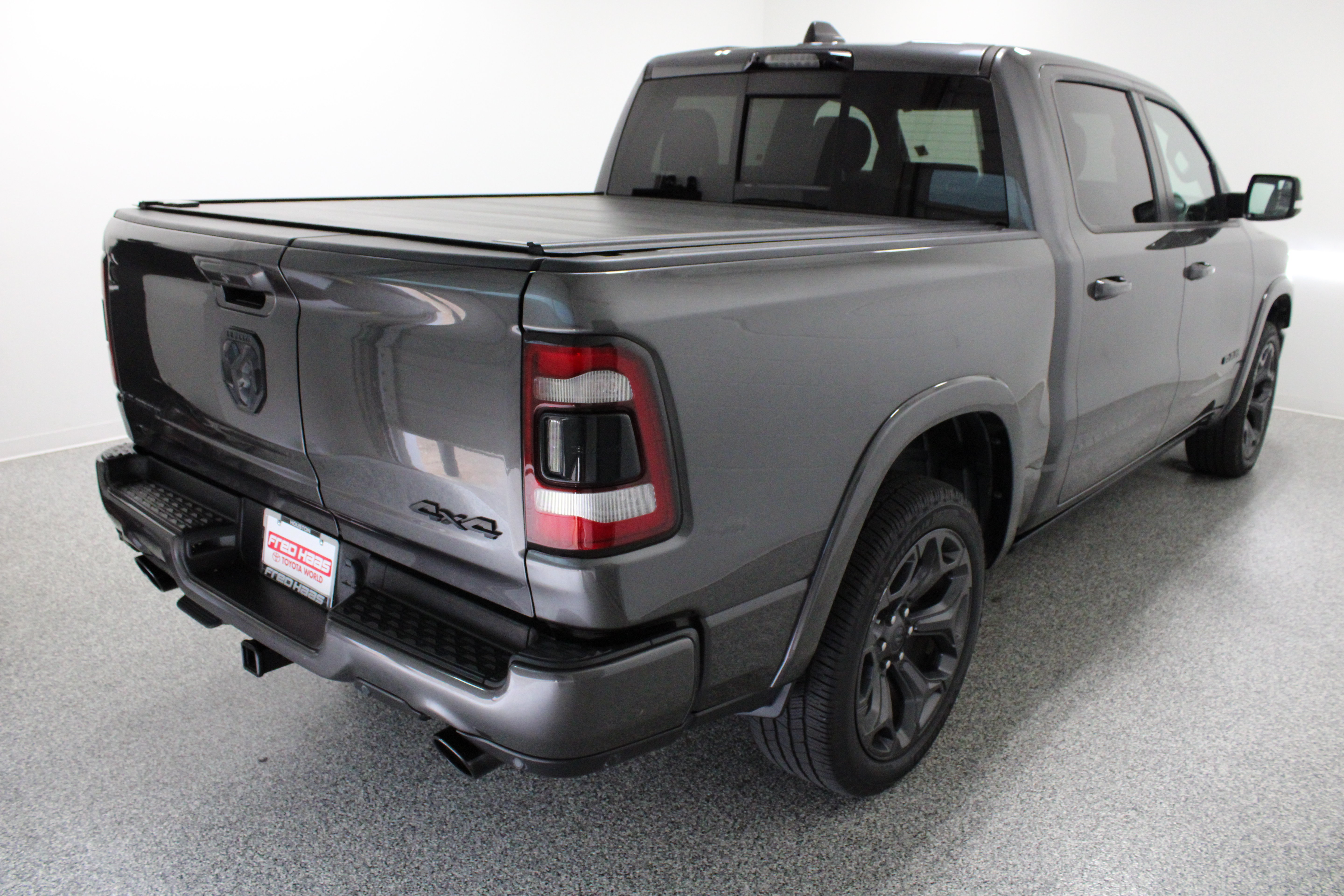 Used 2021 RAM 1500 Limited w/ Night Edition AWD/4WD image 7