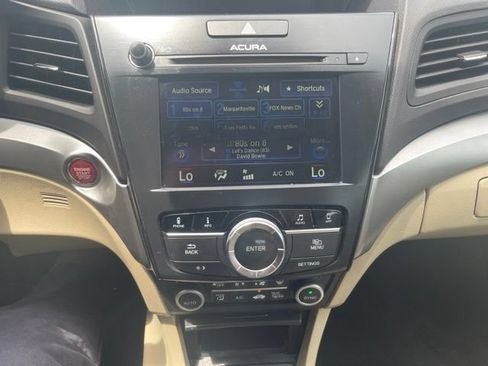 Used 2016 Acura ILX FWD image 10