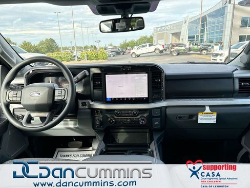 New 2026 Ford F250 XLT w/ XLT Premium Package AWD/4WD image 10