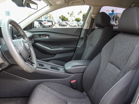 Used 2024 Honda Accord LX image 19