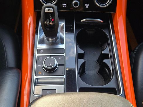 Used 2020 Land Rover Range Rover Sport HST image 23