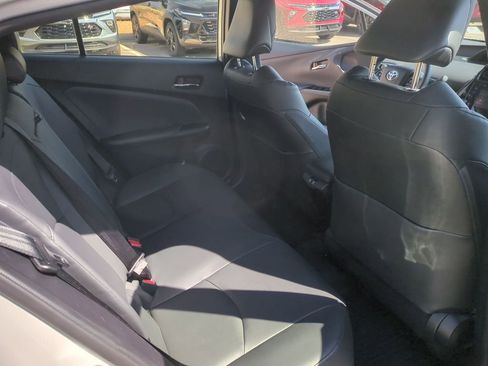 Used 2019 Toyota Prius XLE image 22