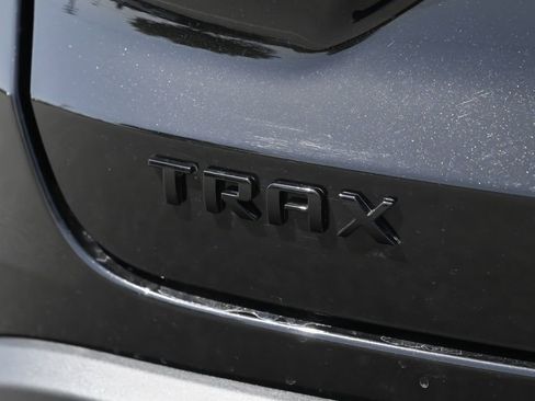 New 2026 Chevrolet Trax LT w/ LPO, Blackout Package image 12