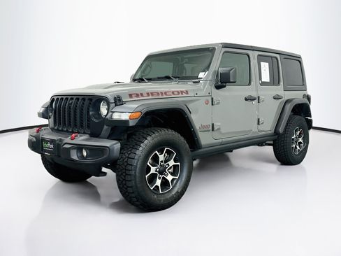 Used 2022 Jeep Wrangler Unlimited Rubicon w/ Cold Weather Group AWD/4WD image 3