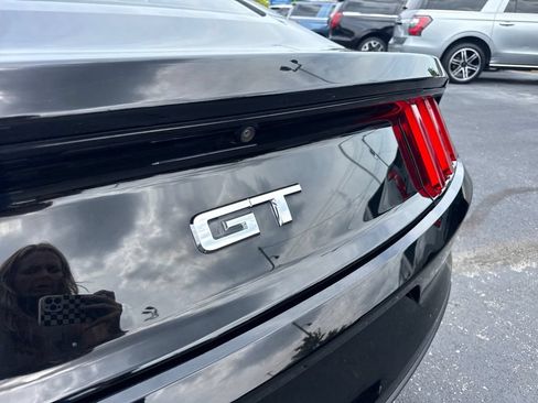 Used 2016 Ford Mustang GT Premium w/ GT Performance Package RWD image 11
