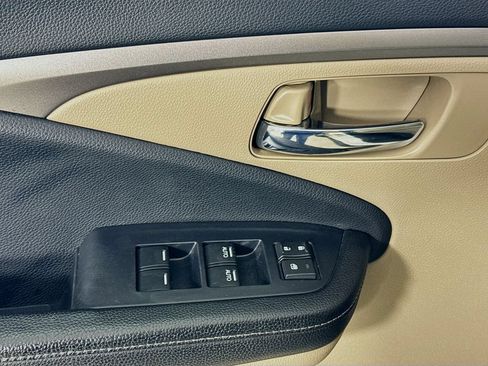 Used 2019 Honda Ridgeline RTL-T image 22
