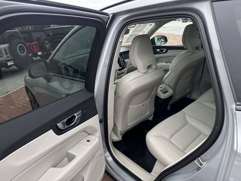 Used 2025 Volvo XC60 B5 Core w/ Protection Package Premier AWD/4WD image 26