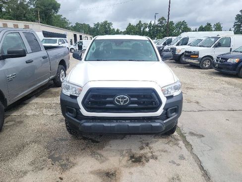 Used 2022 Toyota Tacoma SR RWD image 7