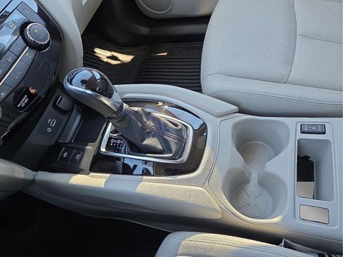 Used 2021 Nissan Rogue Sport SL w/ Premium Package image 25