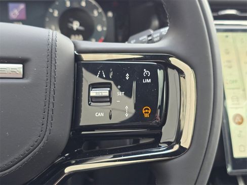 New 2026 Land Rover Range Rover Velar Dynamic SE image 19